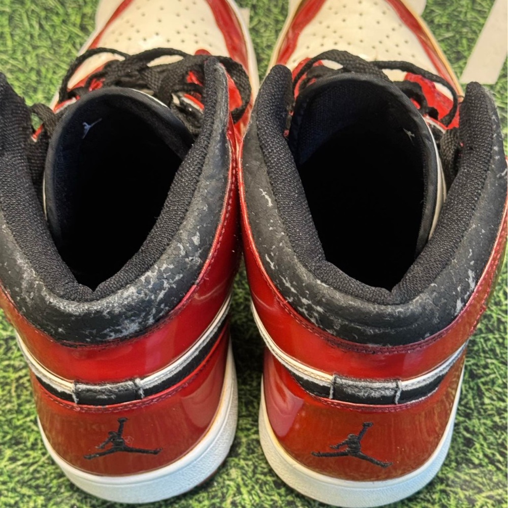 Vintage 2003 Jordan 1 OG Chicago Shoes - Picture 5 of 8